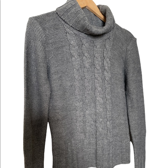 ❄️ Cozy gray turtleneck sweater size M - Picture 4 of 9